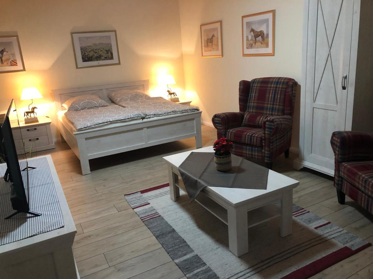 Ferienapartments Reitanlage Schenksolz Schenklengsfeld المظهر الخارجي الصورة